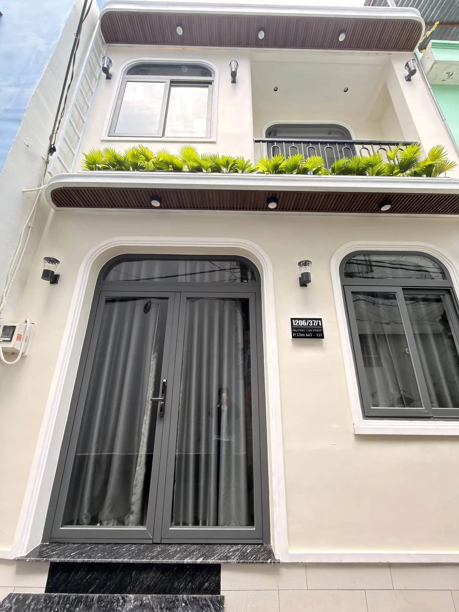 Nhà bán Tân Phú, Quận 7, 32.5m², 2PN, 4 tỷ 580 triệu - Ảnh 1