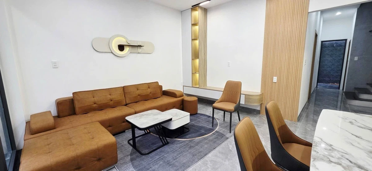 Bán nhà 2 tầng Cẩm Lệ, sân vườn, 120m², 4 phòng ngủ, 4.2 tỷ - Ảnh thu nhỏ 2