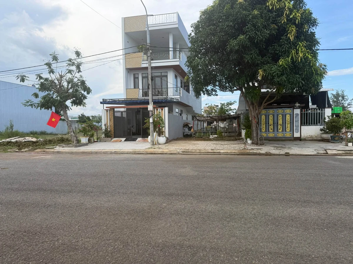 Bán đất 168m2 đường 27m KĐT số 9 sát chợ Điện Ngọc, giá 3,x tỷ - Ảnh thu nhỏ 2