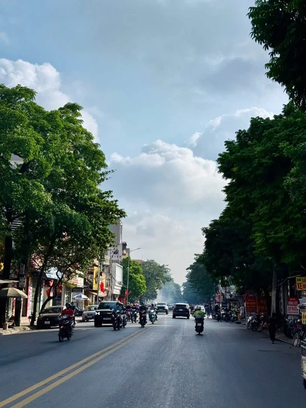 Bán nhà nghỉ 40 phòng 273m2 hai mặt tiền gần KĐT Hanaka, Từ Sơn, Bắc Ninh
