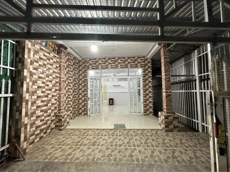 Bán nhà mặt tiền góc hẻm Trương Định 91m² An Giang - Ảnh 1