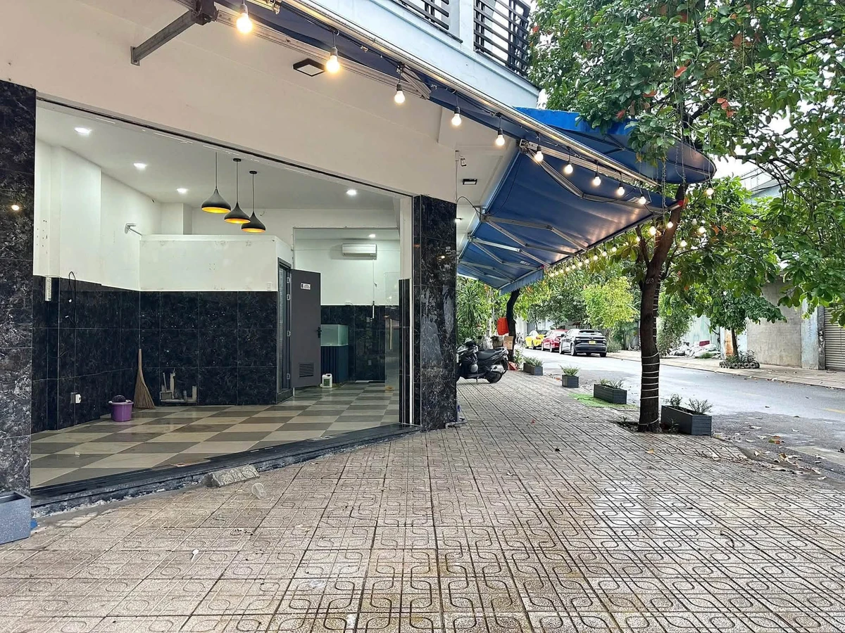 Cho thuê nhà 54m2 mặt tiền Tô Hiệu Tân Phú 17 triệu/tháng - Ảnh thu nhỏ 2