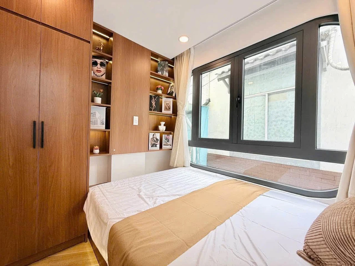 Bán nhà 3 tầng 2 góc mặt tiền gần chợ Bà Chiểu, Bình Thạnh, giá nhỉnh 2 tỷ - Ảnh thu nhỏ 4