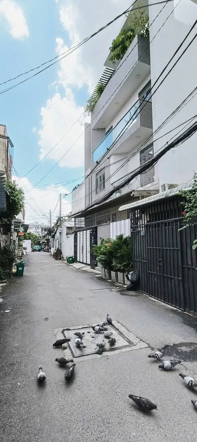 Bán nhà Linh Chiểu 60m2 4 tỷ 4, có dòng tiền cho thuê - Ảnh 1