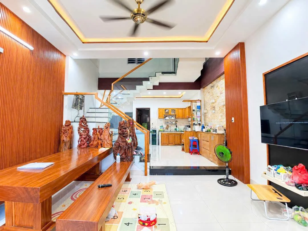 Bán nhà 2 tầng 68m² 3 phòng ngủ, Đà Nẵng 3,98 tỷ - Ảnh 1