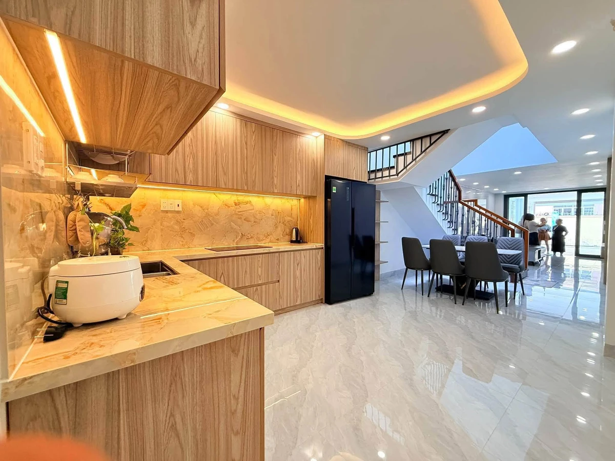Nhà phố gần biển Nha Trang 97m² 3PN, giá 6 tỷ - Ảnh thu nhỏ 2