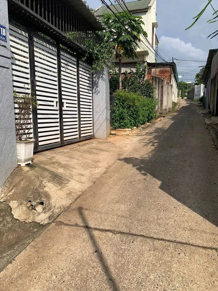 Bán nhà 91m2 mặt tiền Lê Duẩn, Buôn Ma Thuột, 5 tỷ 290 triệu - Ảnh thu nhỏ 2