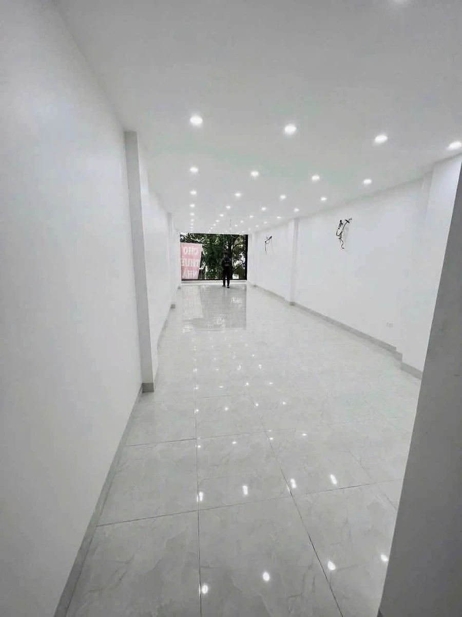 Cho thuê mặt bằng 3 tầng 76m² Quang Trung Hà Đông 38 triệu - Ảnh thu nhỏ 3