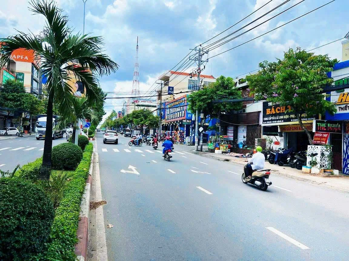 Bán shophouse 5×17m mặt tiền Nguyễn Bảo Đức, Bình Dương 5.55 tỷ - Ảnh thu nhỏ 2