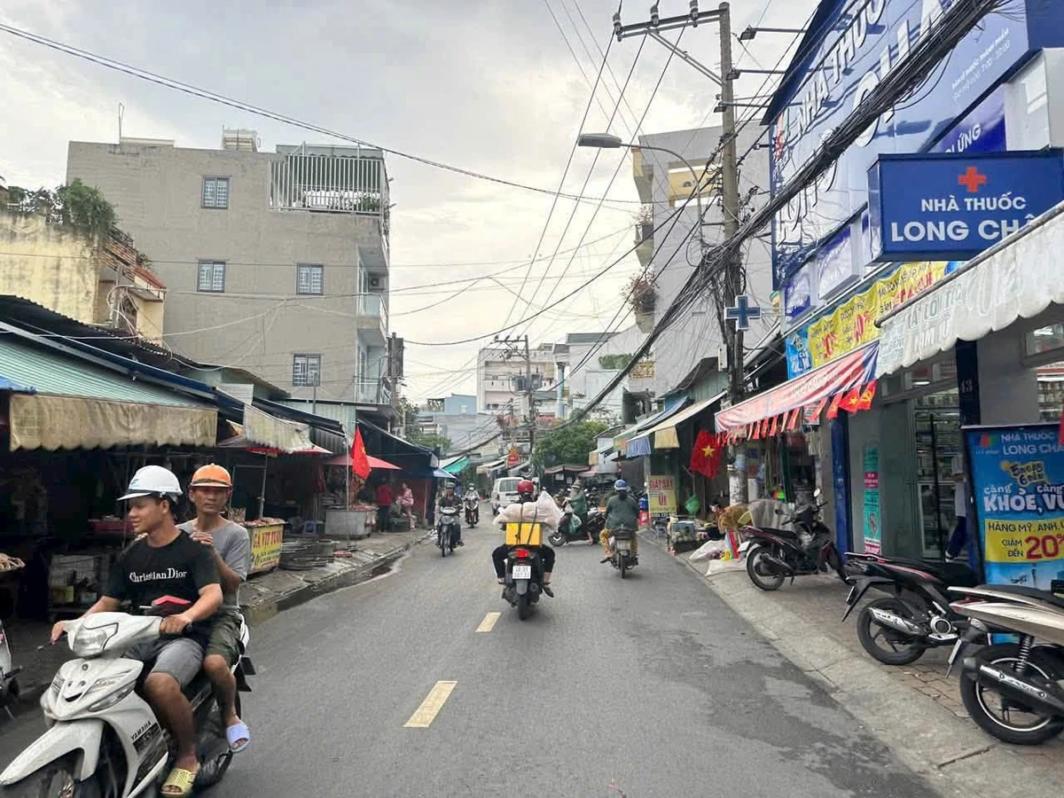Bán nhà mặt tiền 300m² đường 339, Phước Long Q9 - Ảnh thu nhỏ 3