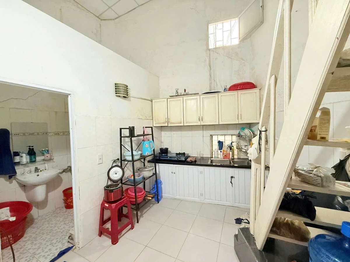 Bán nhà gác lửng kiệt Phan Chu Trinh, Huế, 57.4m², 3PN, 1.6 tỷ - Ảnh thu nhỏ 2