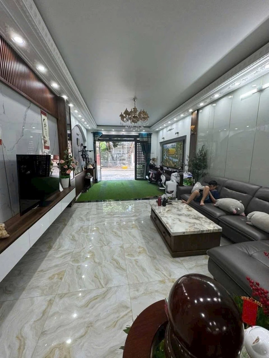 Bán nhà mặt tiền Lâm Quang Ky 1 trệt 3 lầu 92m2, 4PN, giá 6,9 tỷ, Phước Nguyên, Bà Rịa - Ảnh thu nhỏ 3