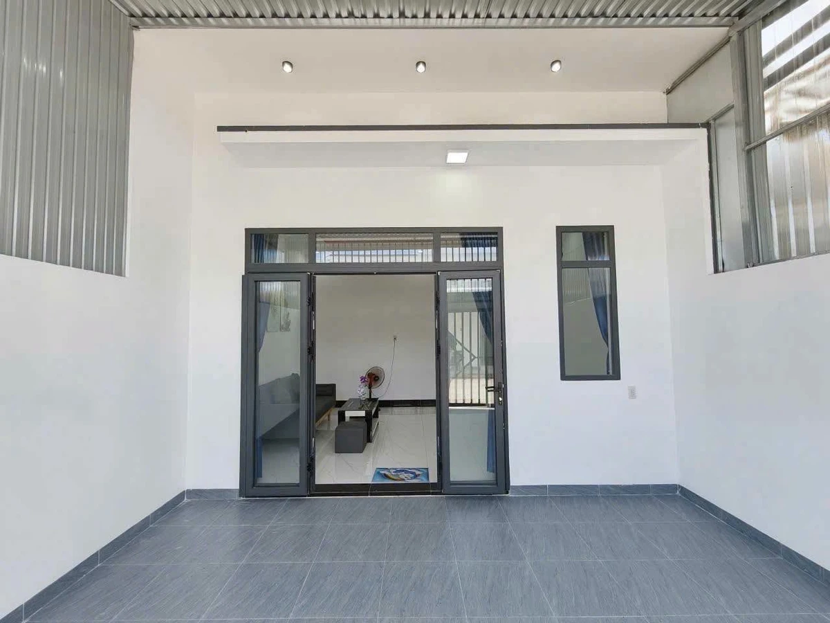 Nhà bán 1 tỷ 250 triệu, 97,5 m², 2 phòng, Kiên Giang - Ảnh thu nhỏ 3