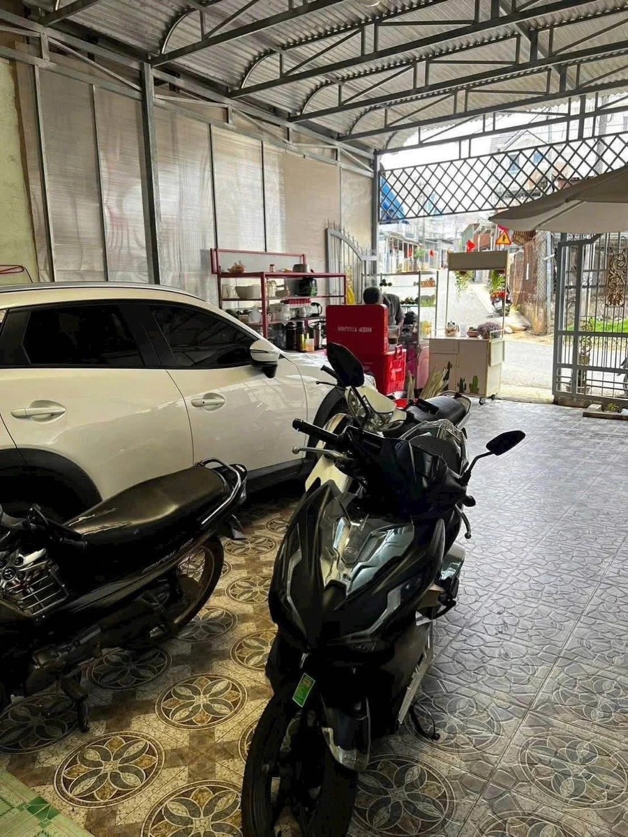 Bán nhà mặt tiền 110m2, 3PN Đà Lạt 5.5 tỷ - Ảnh thu nhỏ 2