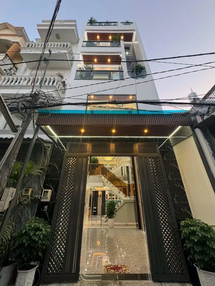 Bán nhà 5 tầng 4x14m 56m² hẻm thông Tân Chánh Hiệp, Quận 12, giá 6 tỷ - Ảnh 1