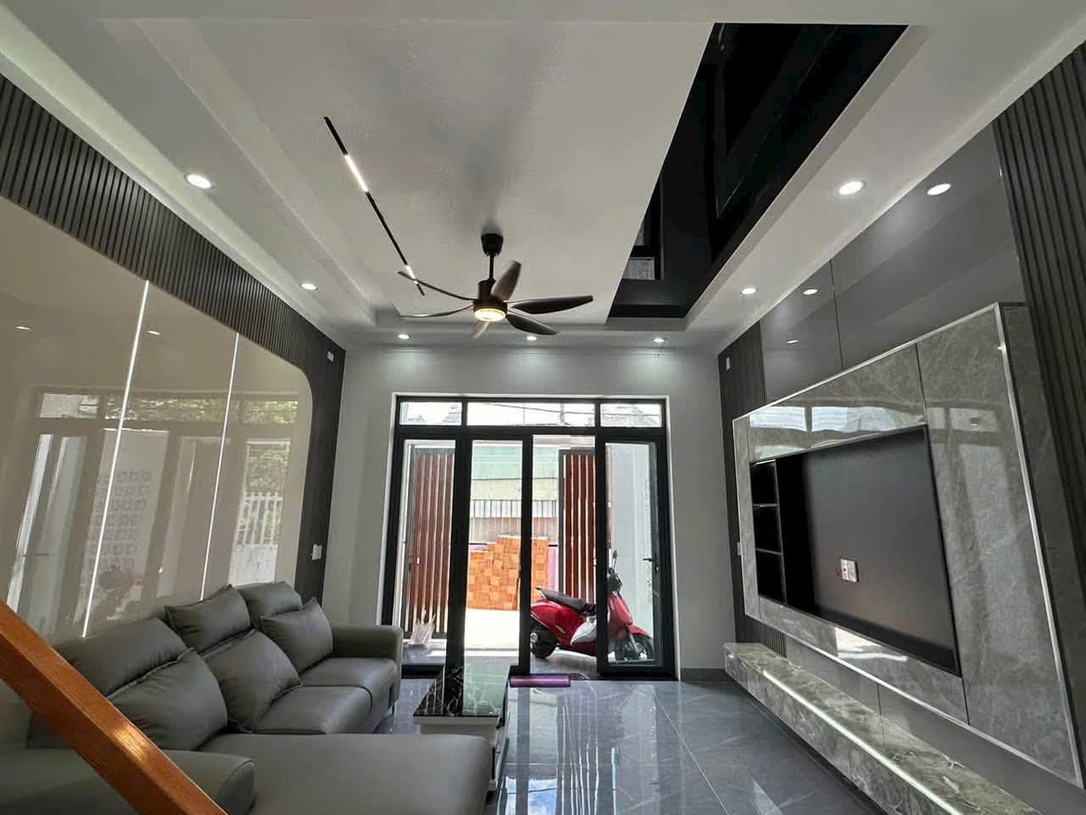 Bán nhà 1 trệt 1 lầu 85m2, 3 phòng ngủ gần chợ Trảng Dài, Đồng Nai - Ảnh thu nhỏ 3