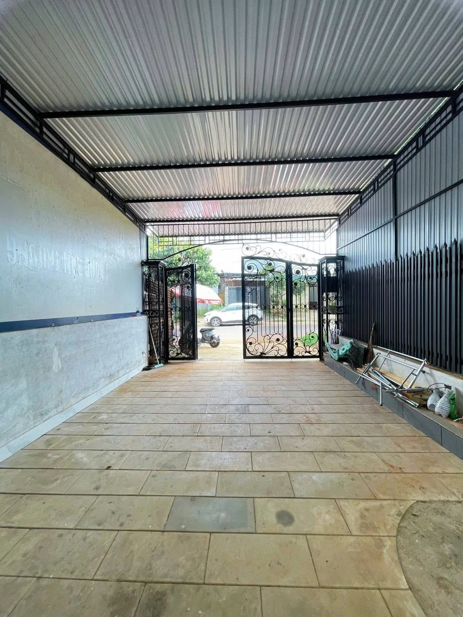 Bán nhà mê 2 mặt tiền Hoàng Sa, 100m2, 3 phòng ngủ, Pleiku - Ảnh thu nhỏ 3