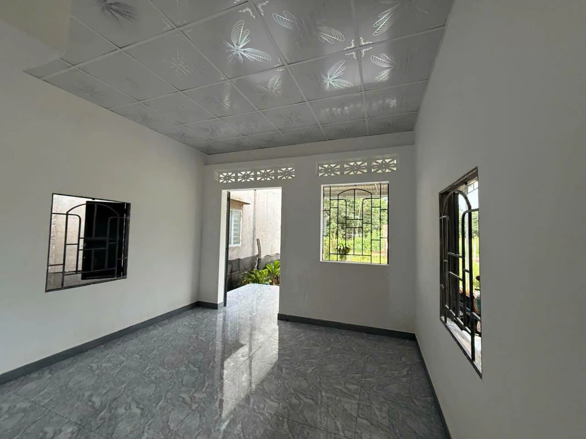 Bán đất tặng nhà 1 phòng khách 2 phòng ngủ ở Bù Đốp - Ảnh thu nhỏ 5