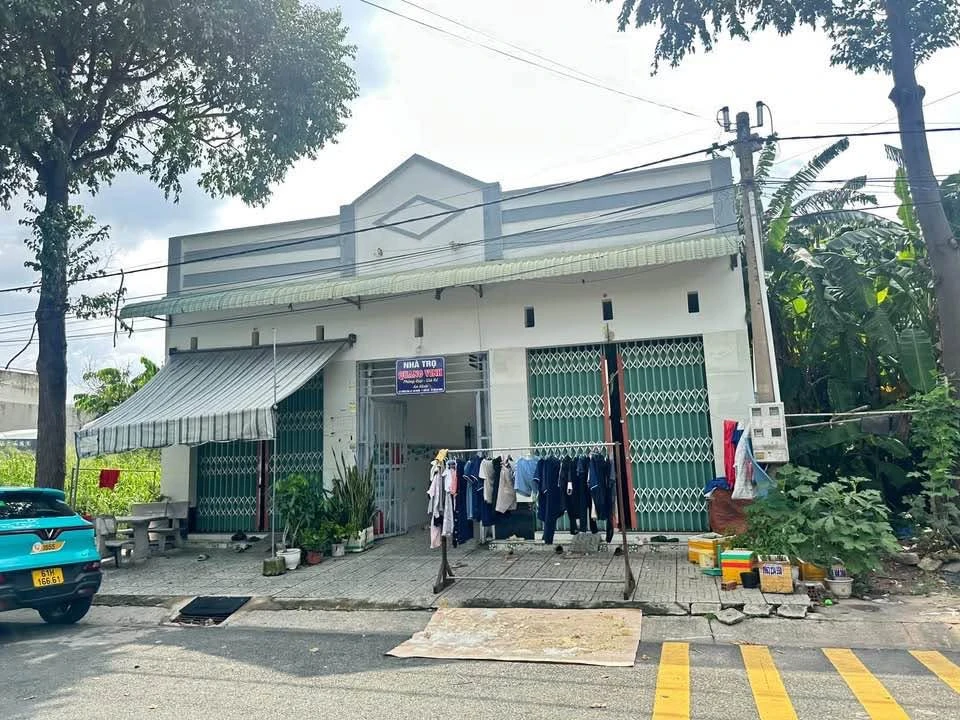 Bán nhà trọ Mỹ Phước 2, 300m², 8 phòng, 4 tỷ - Ảnh thu nhỏ 2