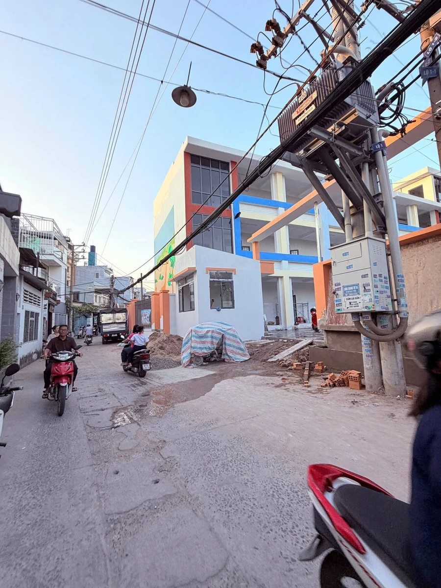 Bán nhà trệt lầu 3PN Phạm Văn Thuận, Tam Hiệp, Đồng Nai, 76m² - Ảnh thu nhỏ 2