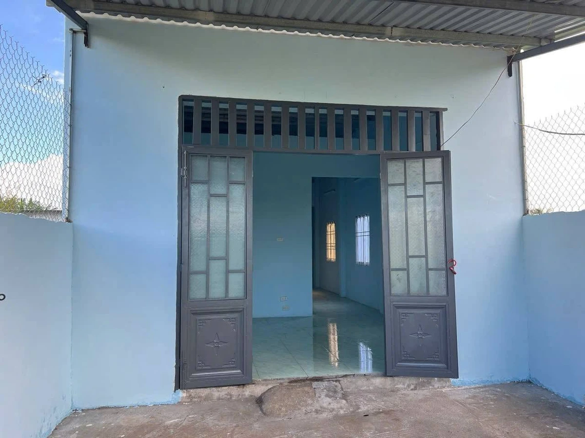 Bán nhà Hòa Khánh, Long An 100m², 2PN, 950 triệu - Ảnh thu nhỏ 3