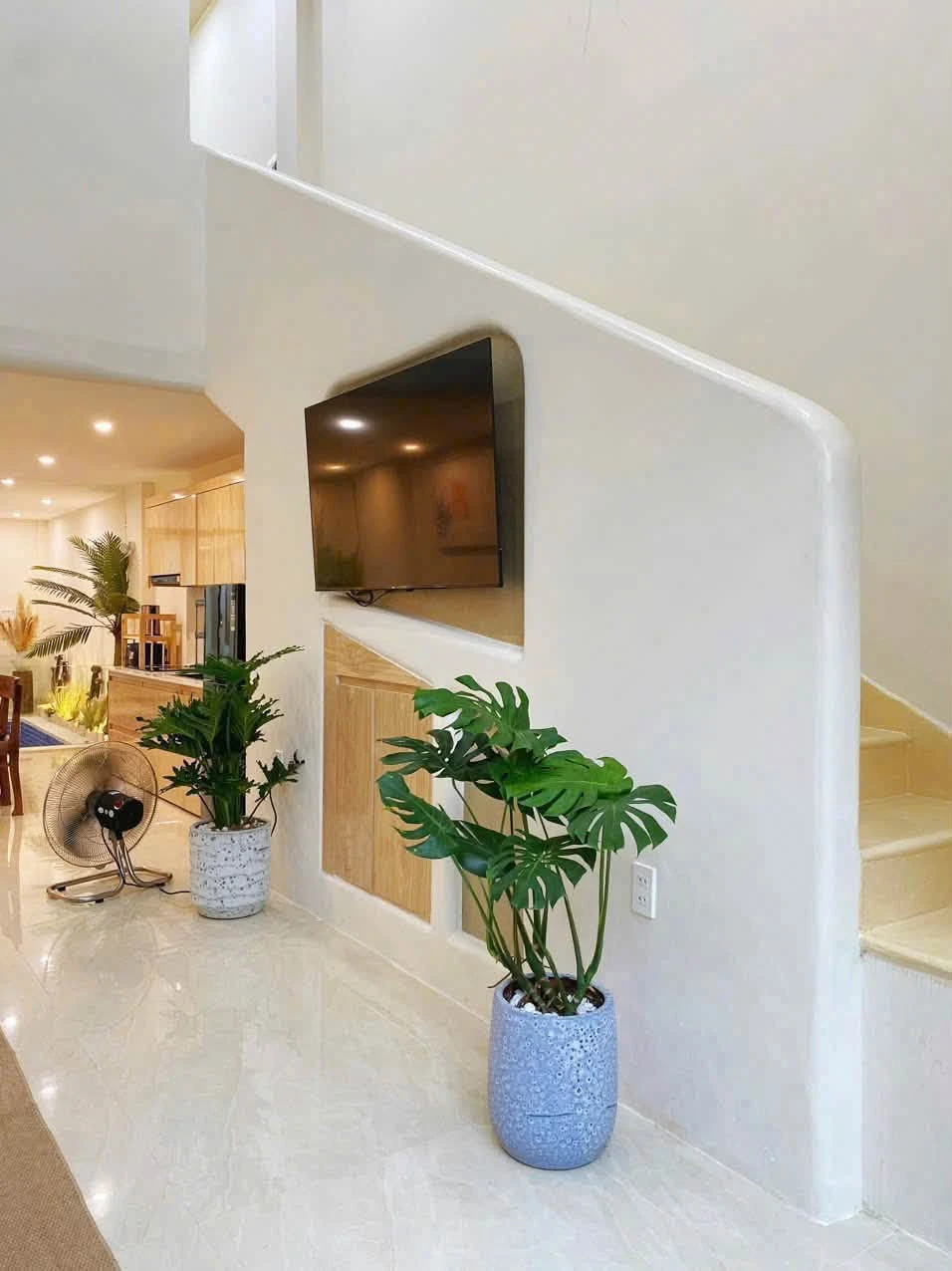 Bán Homestay hồ bơi 90m2 gần biển Nha Trang, 11 tỷ - Ảnh 1