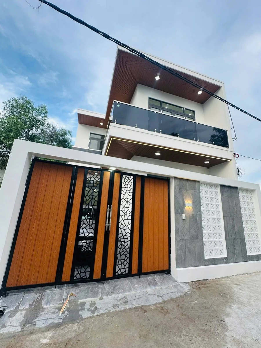 Bán biệt thự hiện đại 180m² - 3 PN Thuỷ Xuân, Huế - 2 tỷ 950 triệu - Ảnh thu nhỏ 2