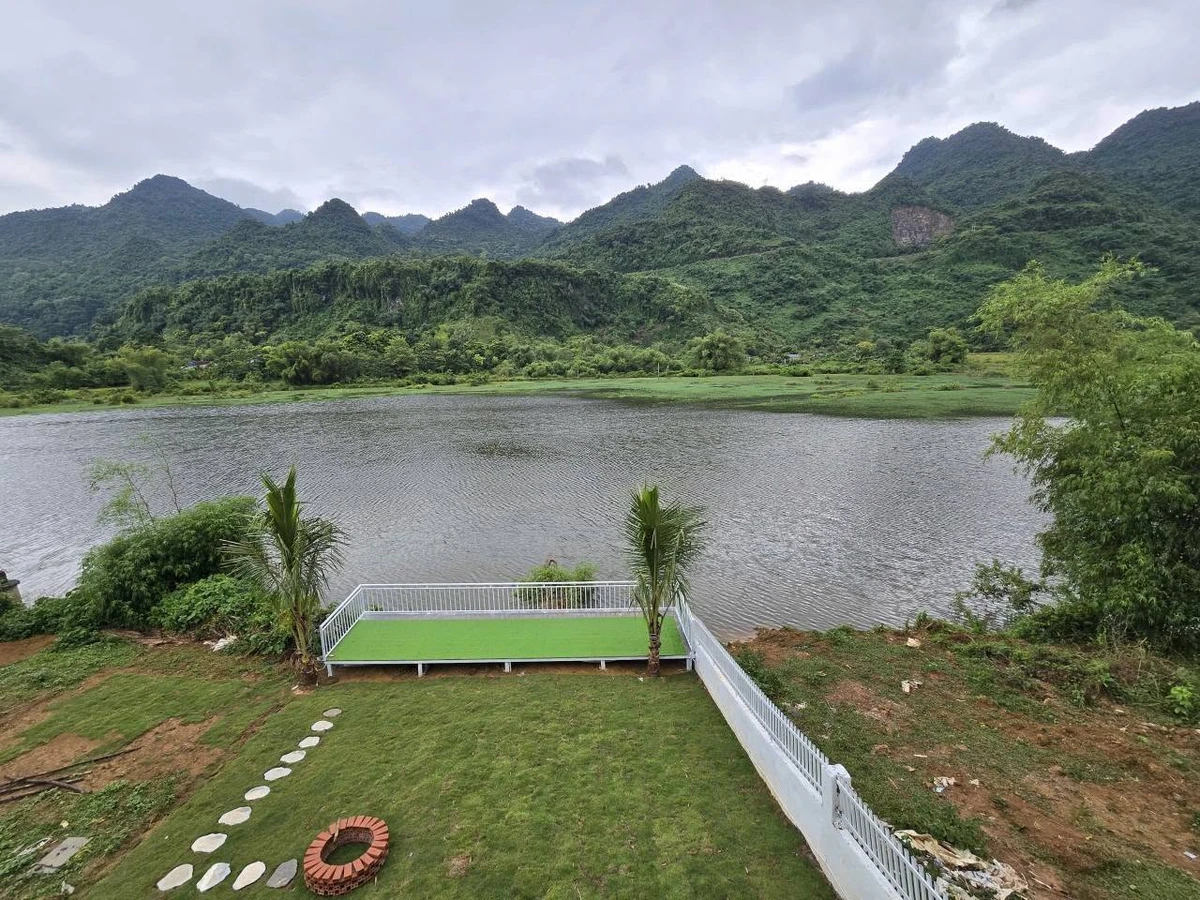 Bán villa 2 ngủ 211 m2 full nội thất bên hồ Lạc Sơn, Hòa Bình 1 tỷ - Ảnh thu nhỏ 2