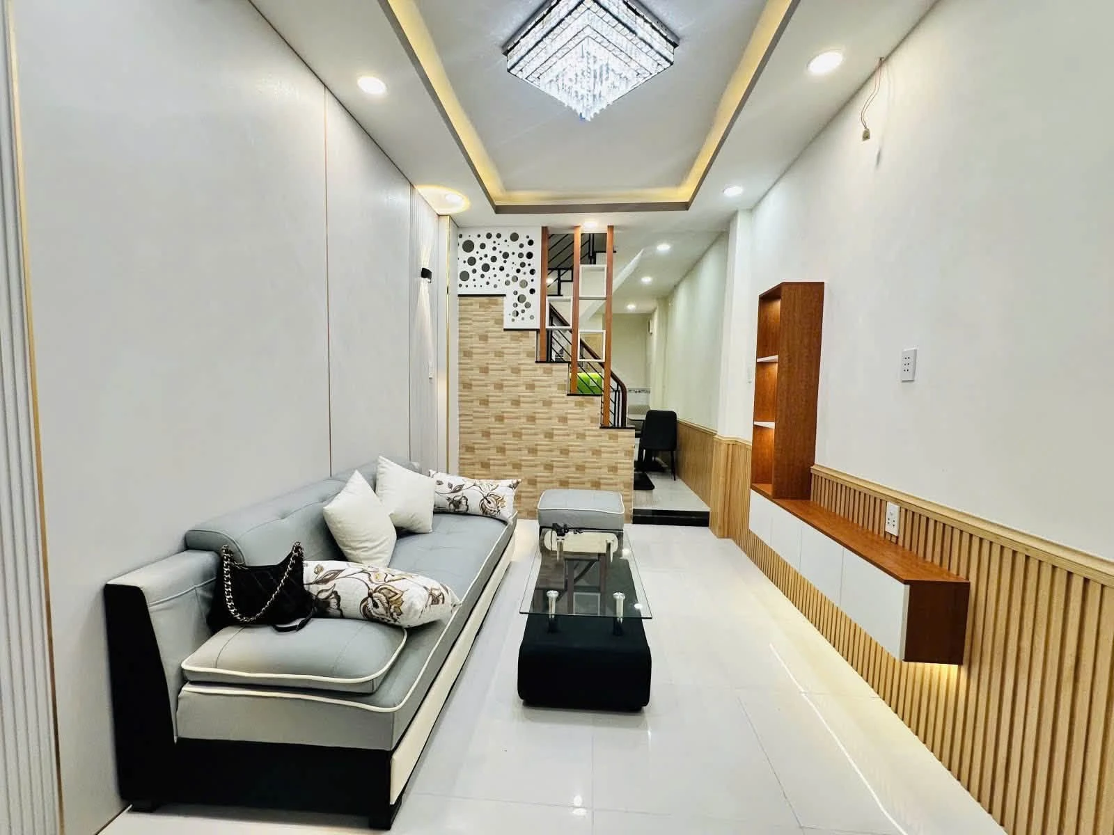 Bán nhà 2 tầng 2PN 61.8m² đường Đặng Văn Bi, Trường Thọ - 4 tỷ 640 - Ảnh 1