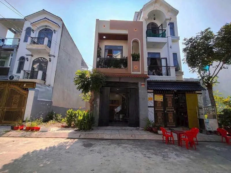 Bán nhà mới 1 trệt 1 lầu 56m² Mỹ Hạnh Bắc Hóc Môn 2.09 tỷ - Ảnh 1