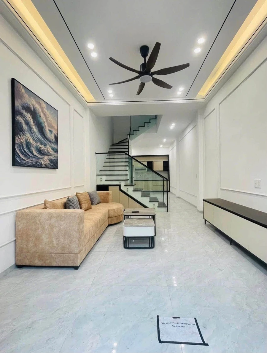 Bán nhà 3 tầng 50m2 mặt tiền 4m Hải Dương giá 2.6 tỷ - Ảnh thu nhỏ 2