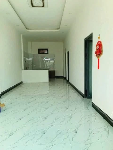 Cho thuê nhà 2PN 104m² gần Vòng Xoay Phú Khương, Bến Tre - 5tr/tháng - Ảnh thu nhỏ 2