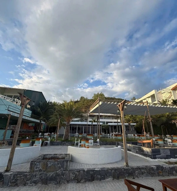 Cho thuê 3000m2 mặt biển Phạm Văn Đồng, Nha Trang