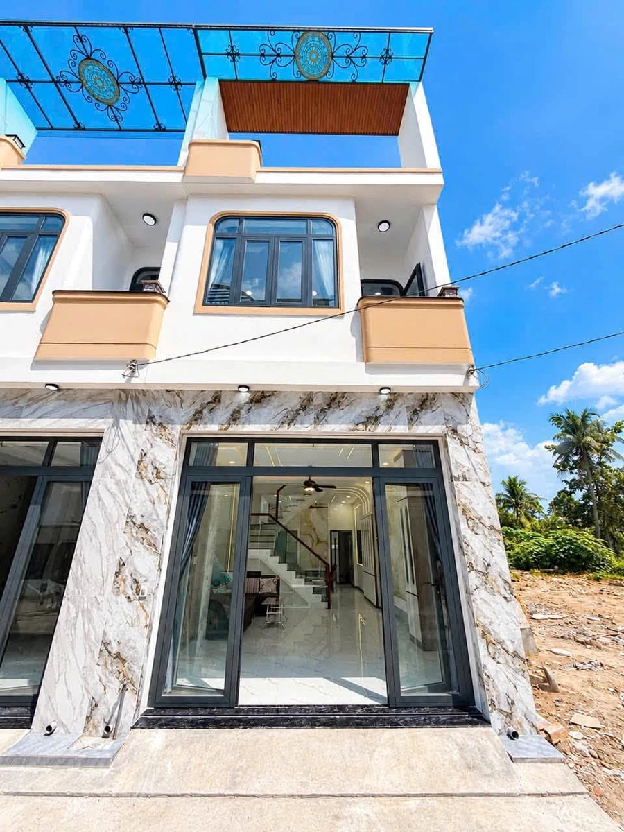 Bán nhà 1 trệt 1 lầu 60m² Bửu Hoà 2,8 tỷ - Ảnh 1