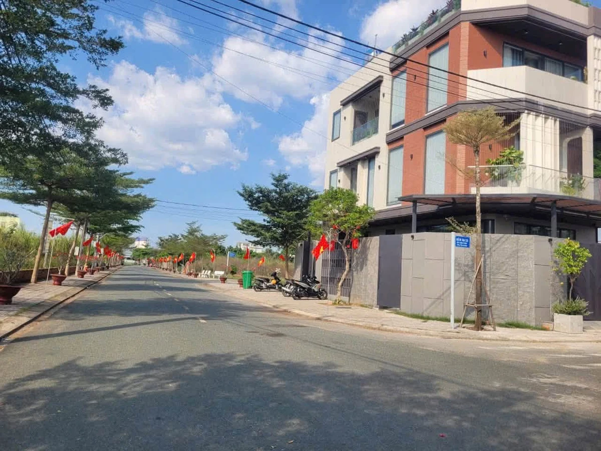 Bán đất nền 80,5m2 KDC Long Thuận Villa, đường Long Thuận, Quận 9, giá 4,3 tỷ/lô - Ảnh thu nhỏ 2