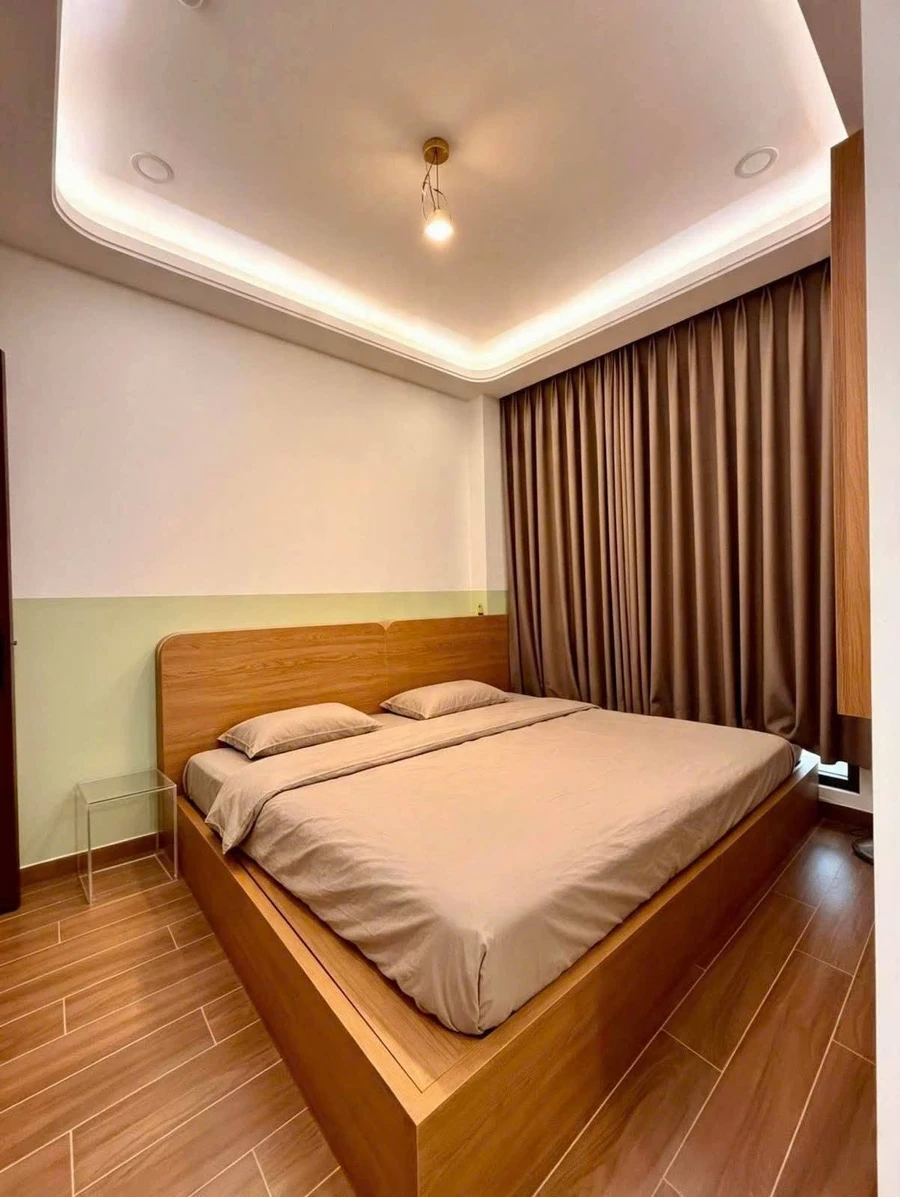 Bán tòa căn hộ dịch vụ mặt tiền Phan Văn Hân, Bình Thạnh, 124m², 6 tầng 16 phòng, 33,5 tỷ - Ảnh 1
