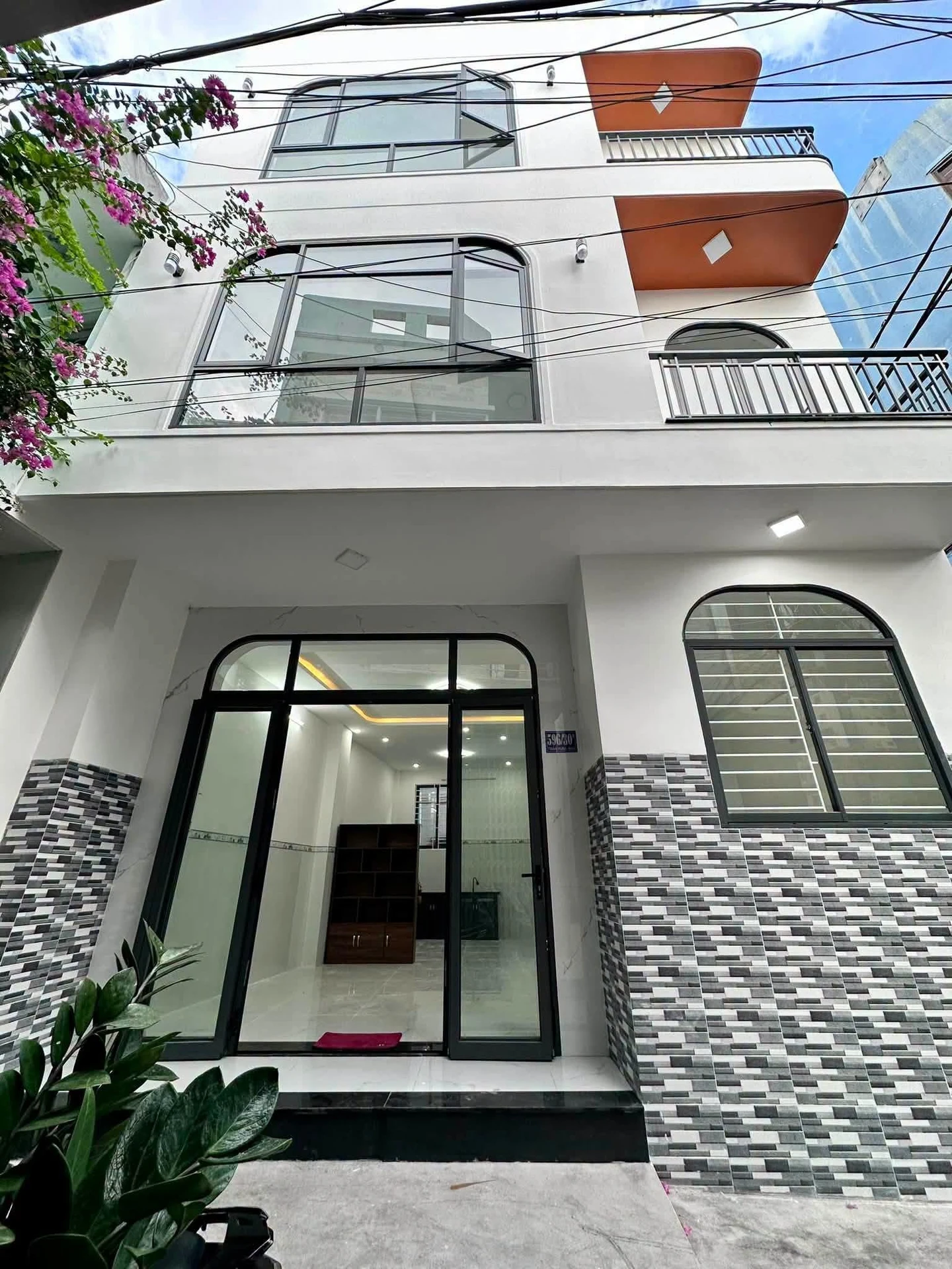 Bán nhà hẻm 174m2 3 phòng ngủ Trần Hưng Đạo Quy Nhơn - Ảnh 1