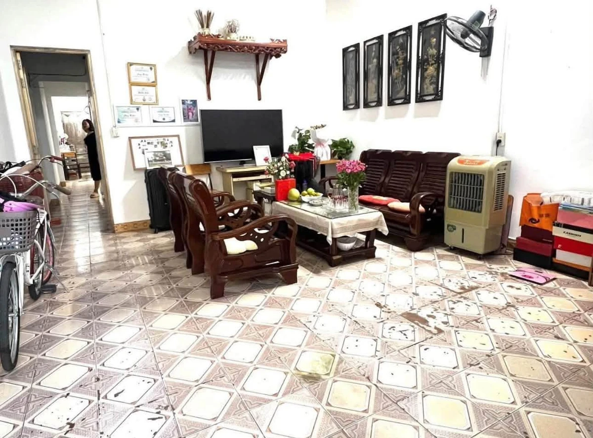 Bán nhà cấp 4 Kim Tân, Lào Cai 81m2, 2 phòng ngủ, 2 tỷ 420 triệu - Ảnh 1