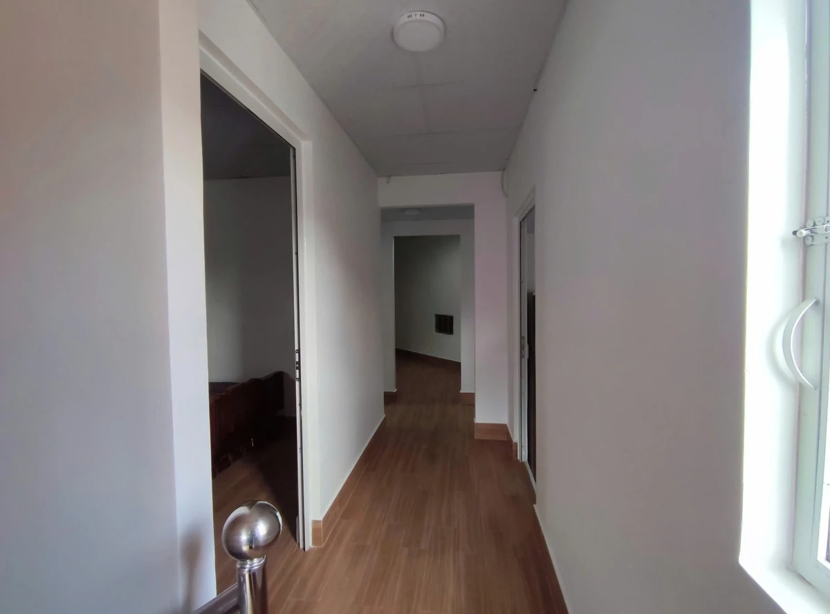 Bán nhà SRXD Đà Lạt 140 m² 5 phòng ngủ 4 tỷ 250 triệu - Ảnh thu nhỏ 2