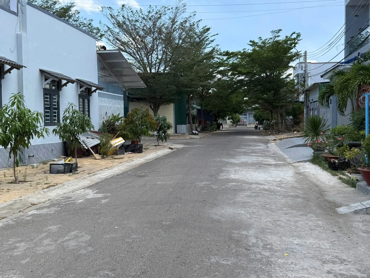 Bán đất nghỉ dưỡng Ninh Chữ 110m² gần biển 1 tỷ 8 - Ảnh 1