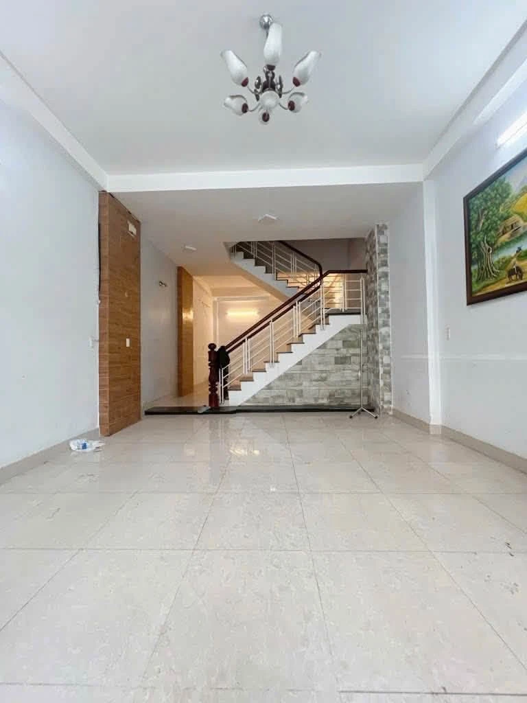 Bán nhà hẻm kinh doanh đường Trường Chinh, Tân Bình, 65m2, 4 tầng 5PN, hơn 11 tỷ - Ảnh thu nhỏ 3