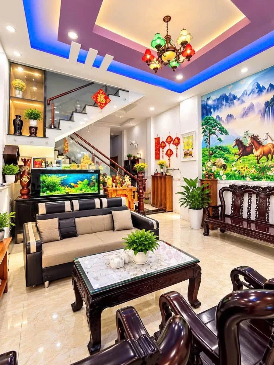 Bán nhà Dĩ An, Bình Dương, 120m², 4PN, 3,9 tỷ - Ảnh 1