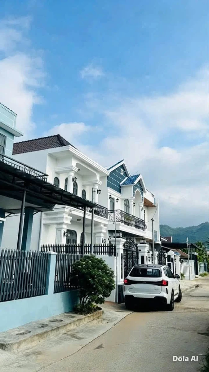 Bán nhà mới 3 phòng ngủ 120m² Phúc Ân Nam, Bình Chánh, giá 3.18 tỷ - Ảnh thu nhỏ 2