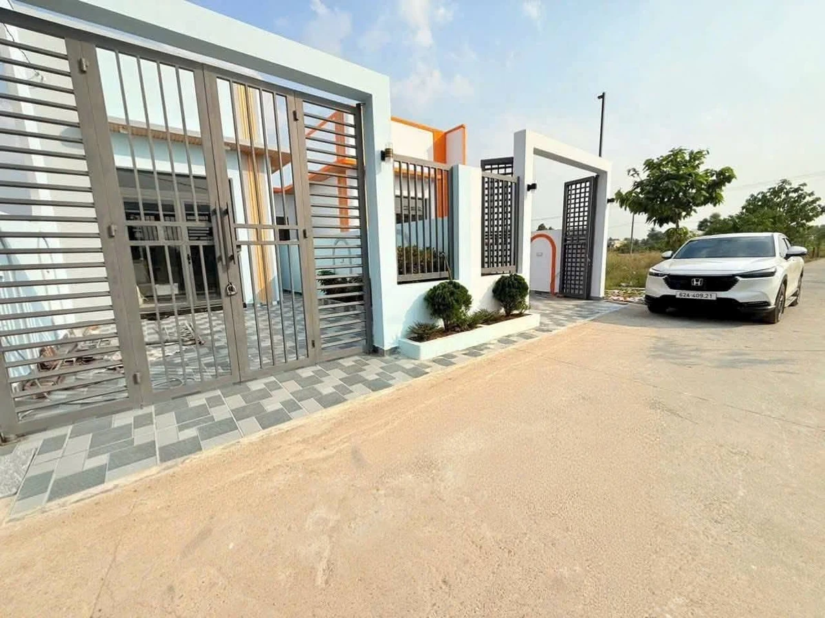 Bán nhà 150m2 3PN sổ hồng riêng xã Rạch Kiến, Cần Đước, Long An giá 1,8 tỷ - Ảnh thu nhỏ 4