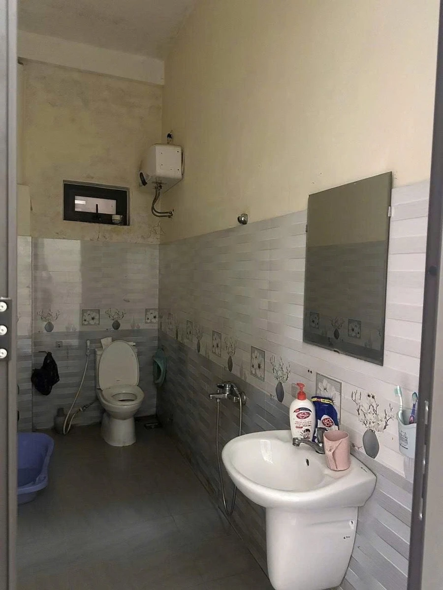 Bán nhà 2PN 100m² gần Điện Biên Phủ, Quận 1 – 2,2 tỷ - Ảnh thu nhỏ 2