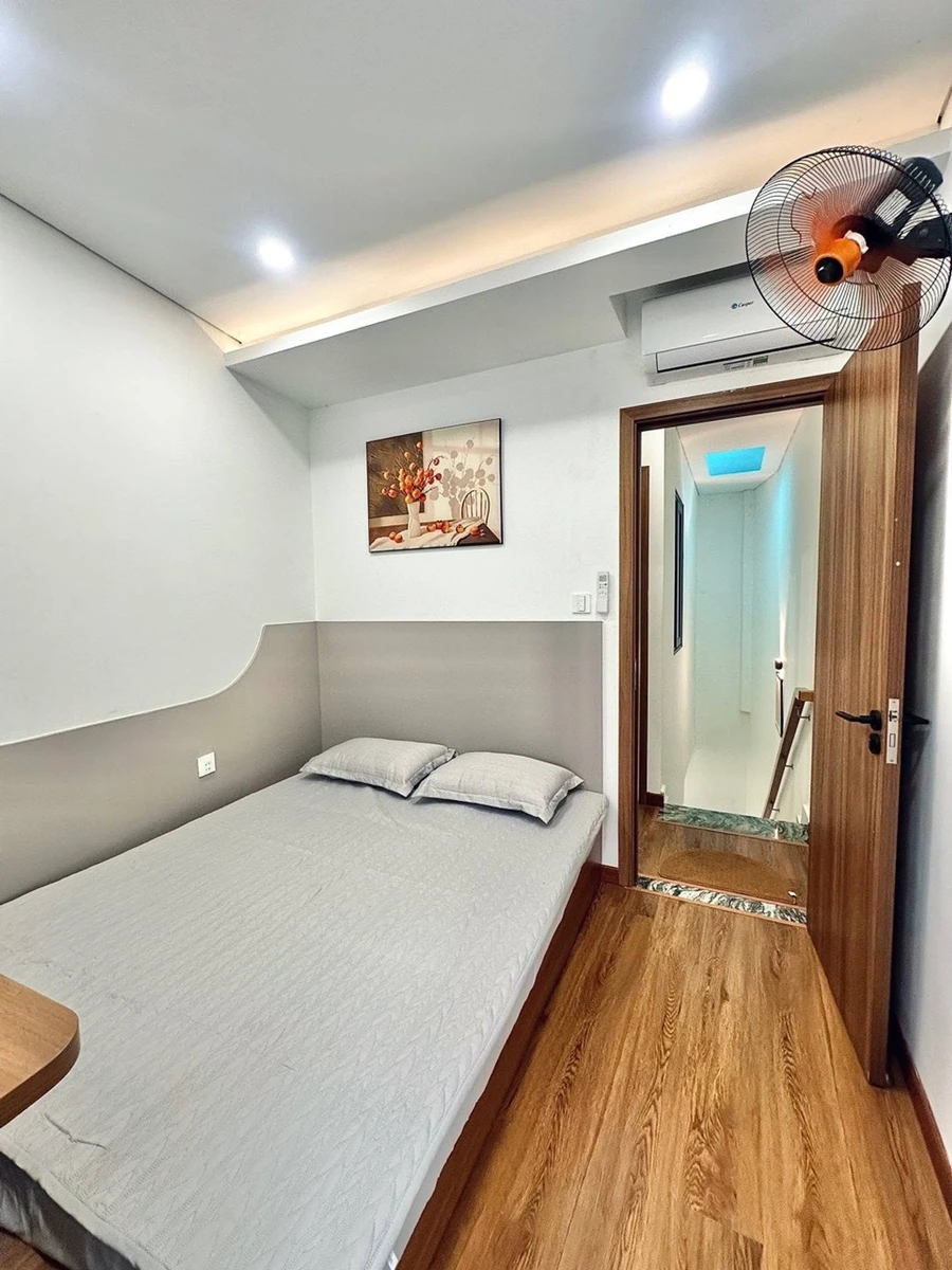 Bán nhà hẻm 5m Nơ Trang Long, 2 tầng 2PN, 24m², full nội thất, 4,3 tỷ - Ảnh thu nhỏ 4