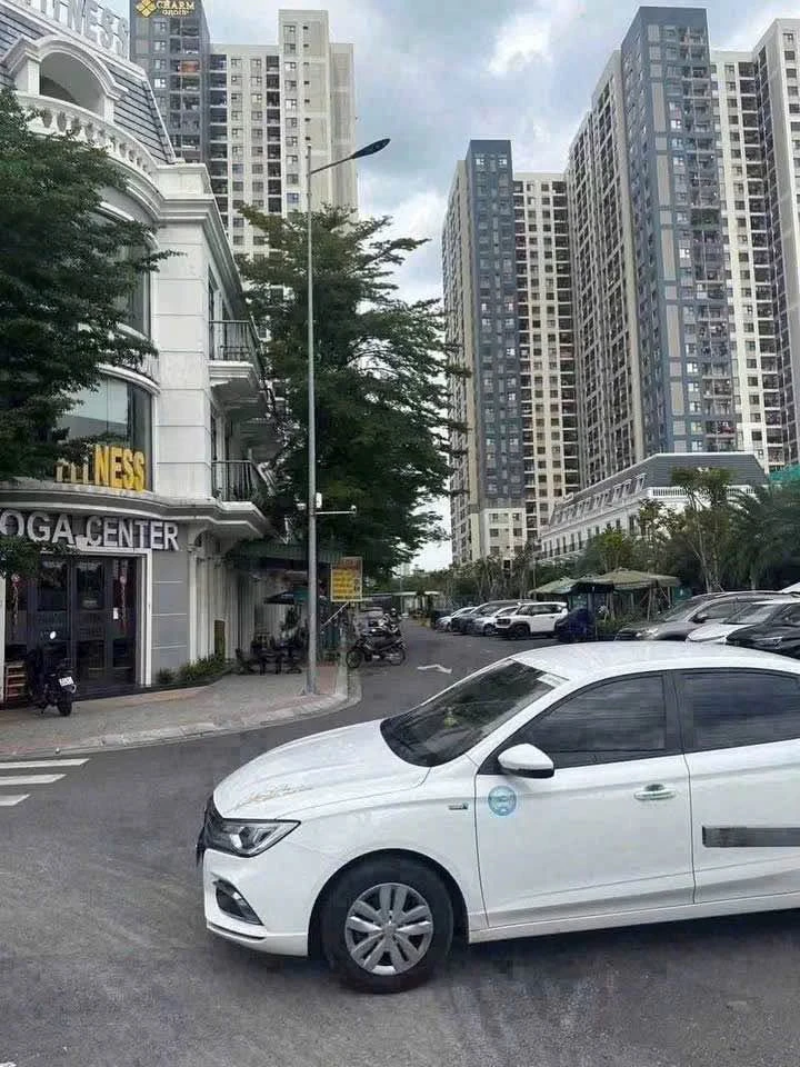 Bán shophouse 184.8m² mặt tiền kinh doanh Vincom 550, 13.8 tỷ - Ảnh thu nhỏ 3