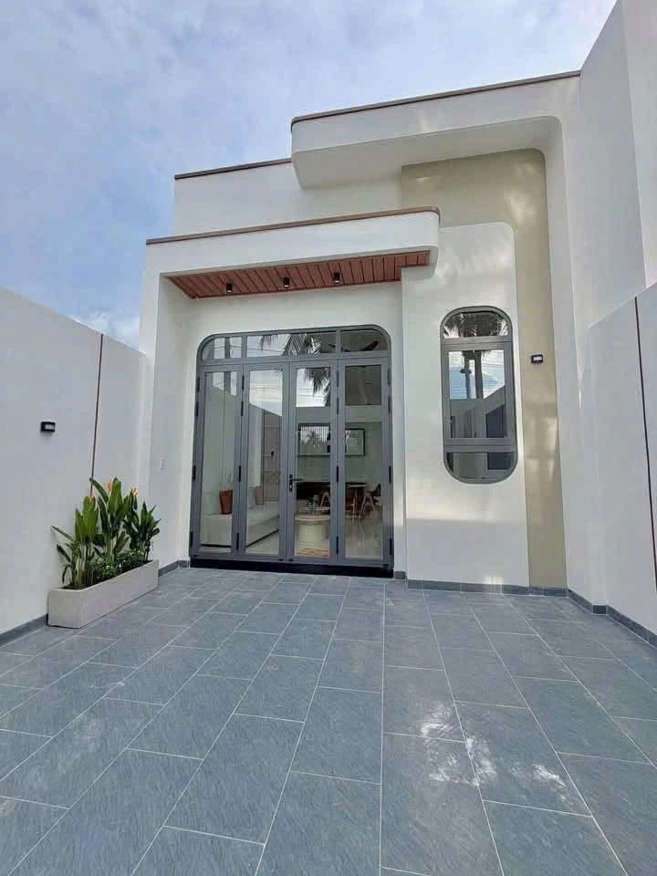 Bán nhà mặt tiền sân ô tô 4x30m Tân Biên, hơn 1 tỷ - Ảnh 1