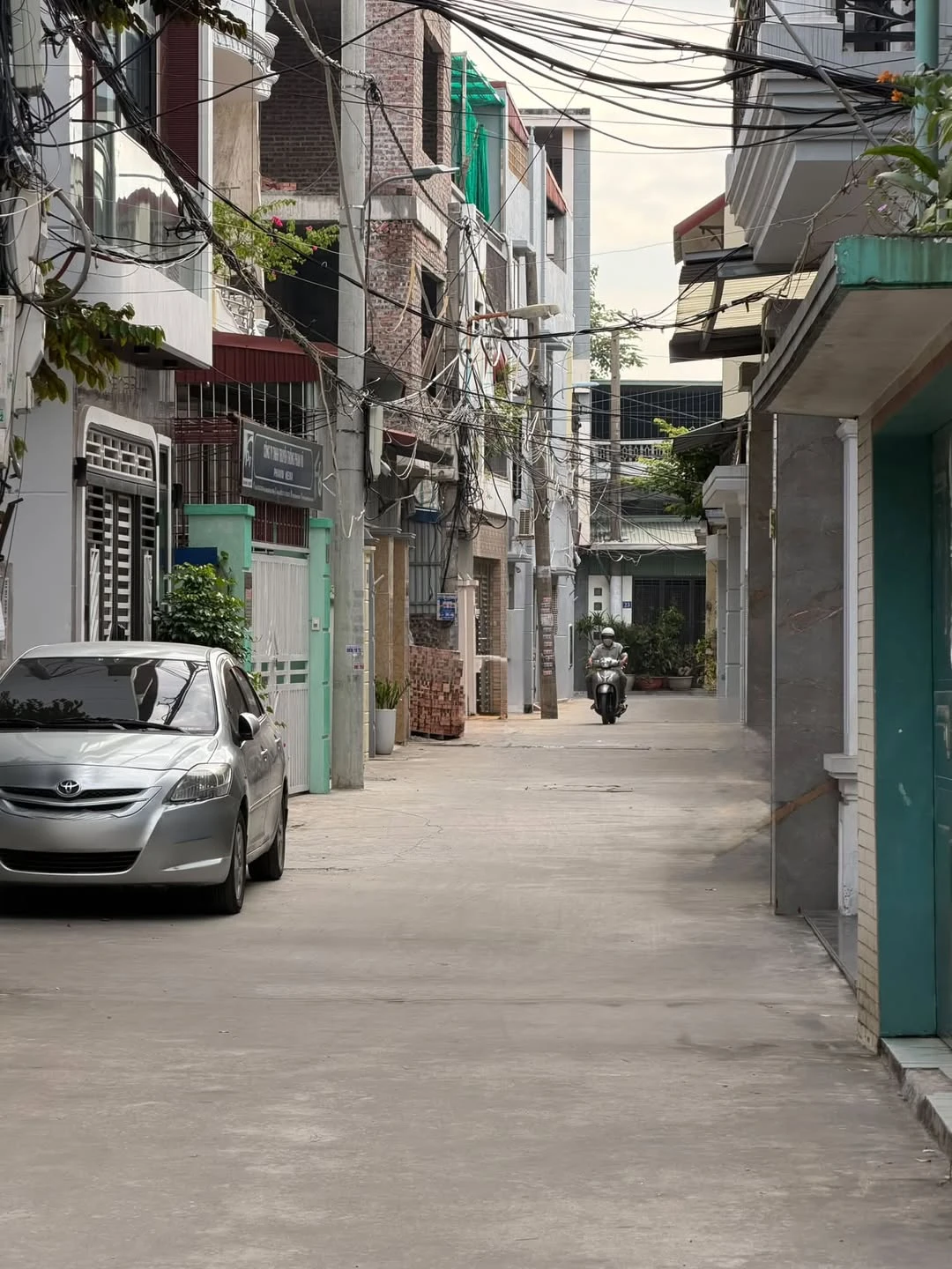 Bán nhà 4 tầng 50m2 lô góc ngõ ô tô tránh gần Lê Hồng Phong, Đà Nẵng - Ảnh 1