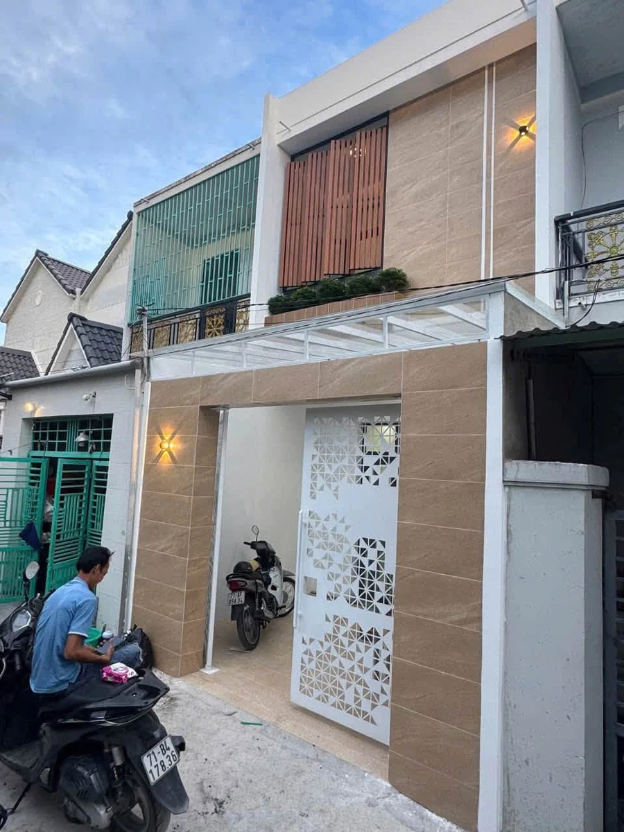 Bán nhà 1 trệt 1 lầu 81m2 3PN Bến Tre - Ảnh thu nhỏ 3